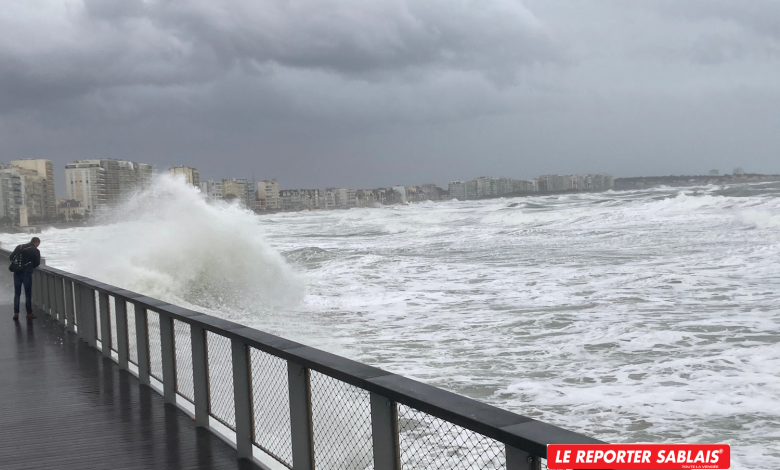 Les Sables-d'Olonne Vendée. PHOTOS Forte bourrasque avec chute d