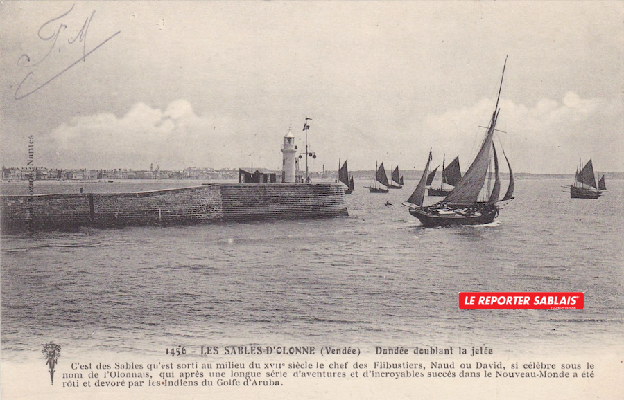 Les Sables-d’Olonne Vendée. FLASH : le chalet de la petite jetée va être détruit… Photo de 1917 : tous les détails